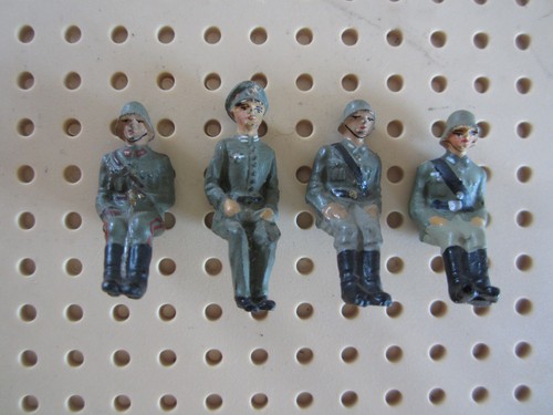 Soldaten sitzend cm - soldaten, (top)