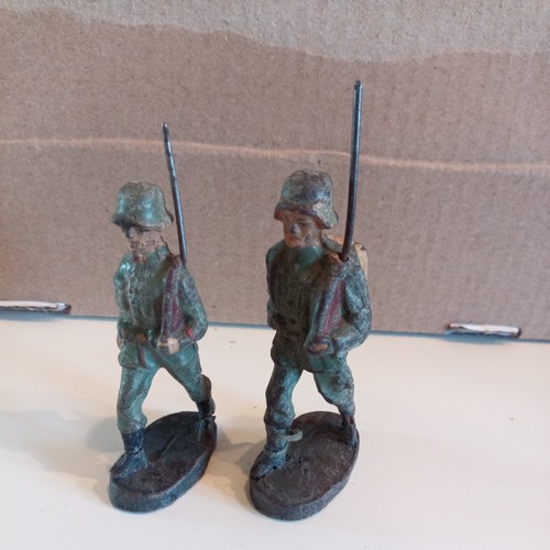 Soldaten maschierer vor - 2,