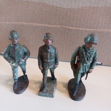 3 Soldaten Maschierer Offizier