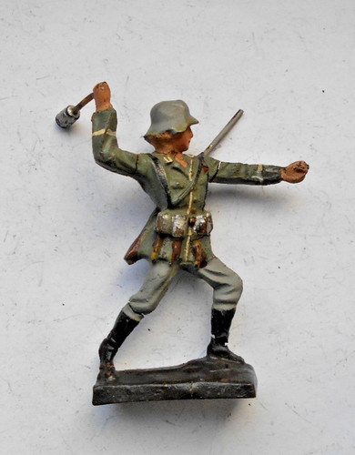 Soldat mit panzerfaust - mit,
